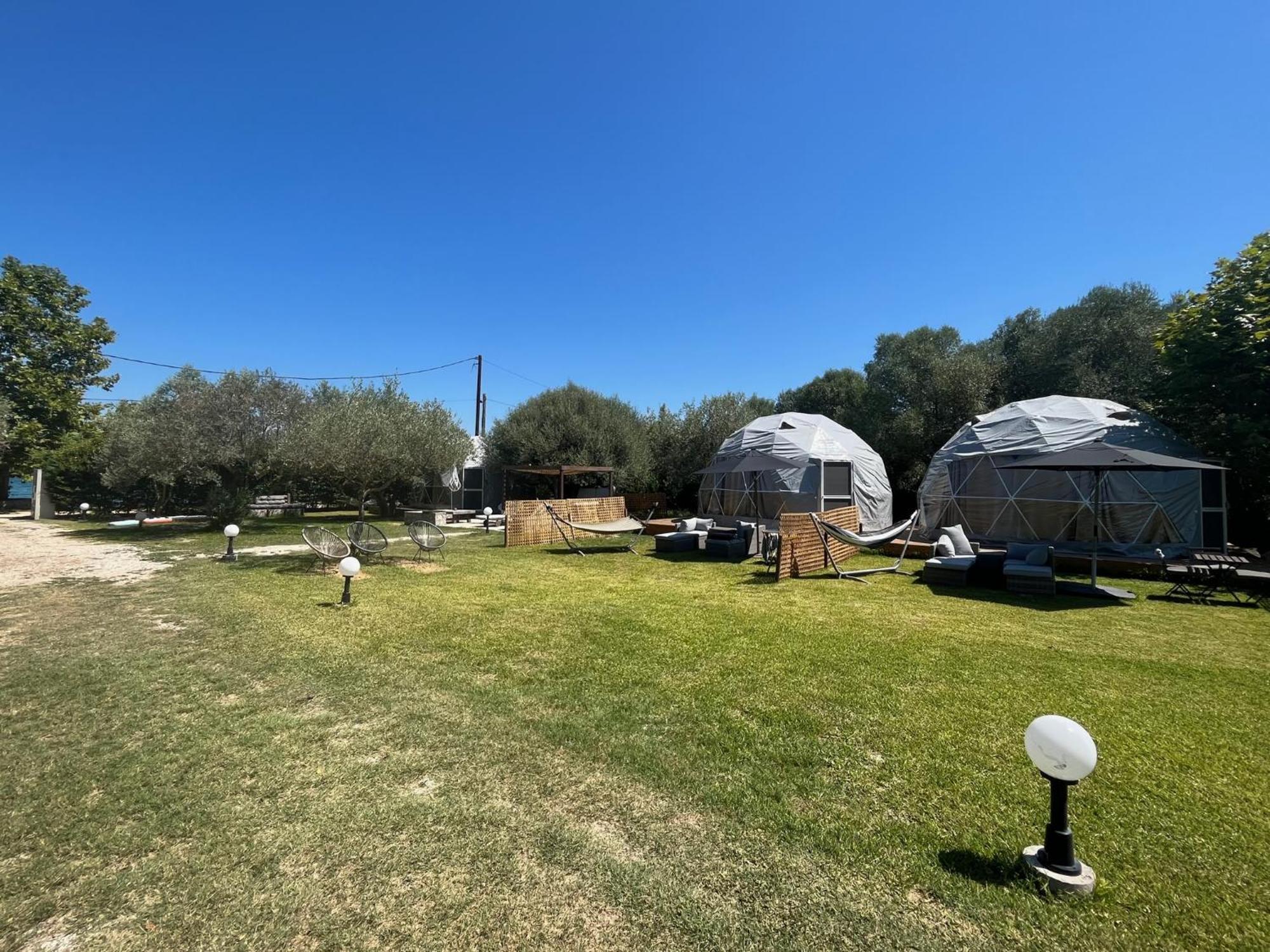 Tente de luxe Manna Gea Glamping Domes
